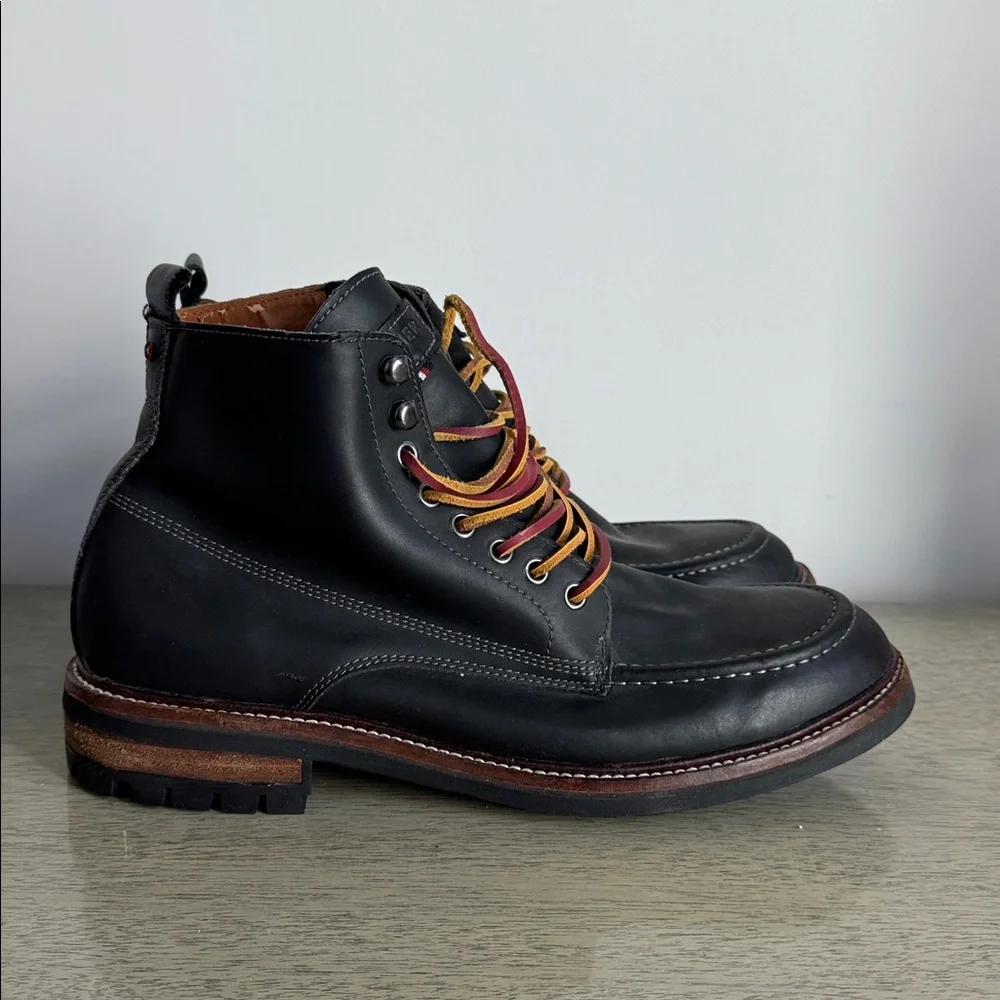 Tommy Hilfiger Boots Size 10.5